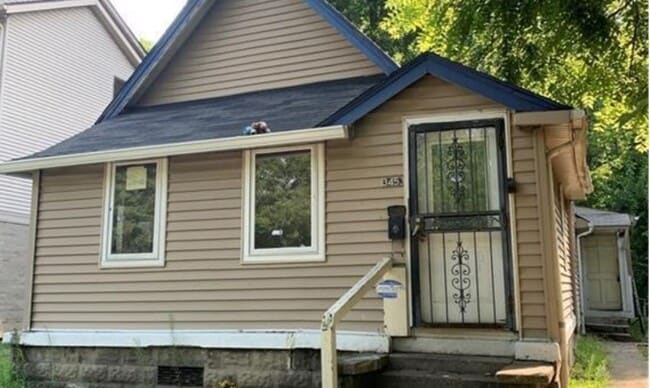 Photo - 3453 Boulevard Pl House