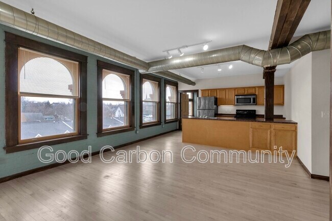 Building Photo - 346 Connecticut St