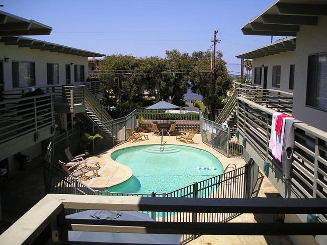 Maui Apartments Apartments - Del Mar, CA | Apartments.com