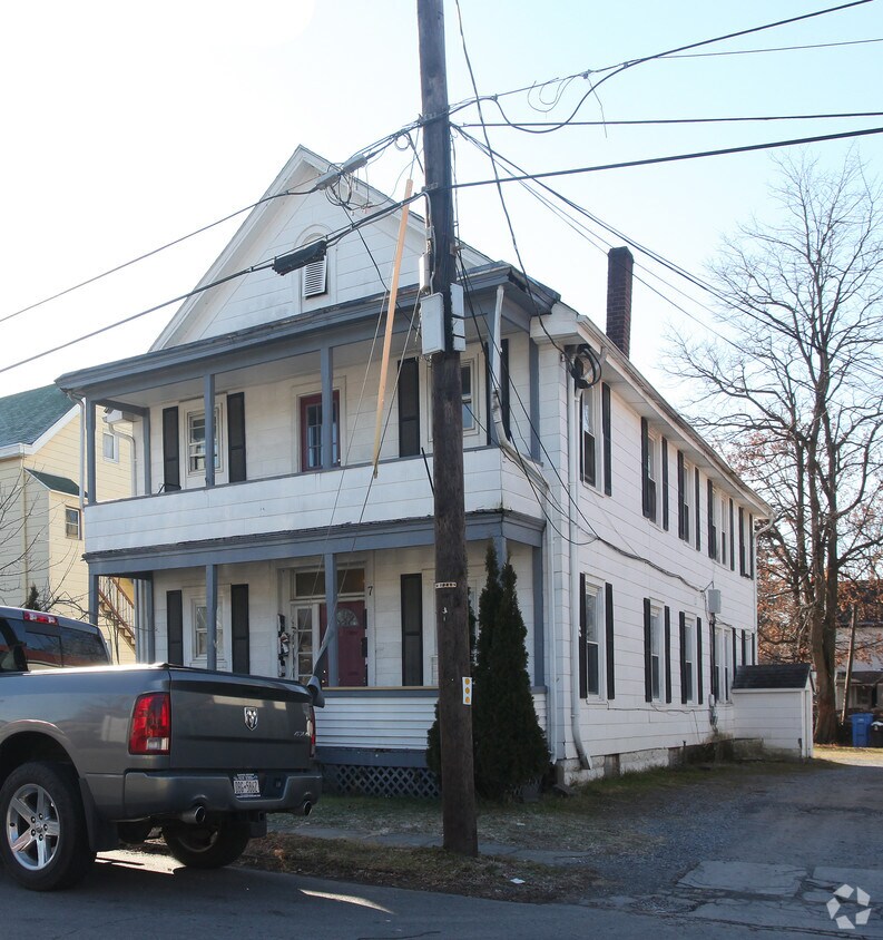 7 Wiltwyck Ave, Kingston, NY 12401 Apartments in Kingston, NY