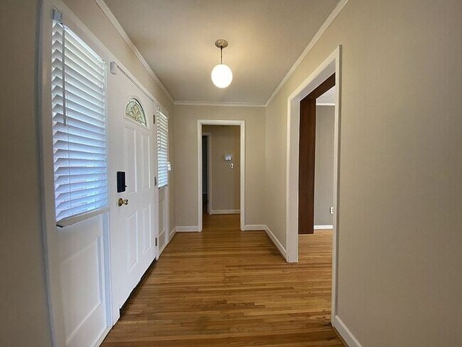 Building Photo - 7921 Crestbrook Road, Columbia, SC 29223 -...