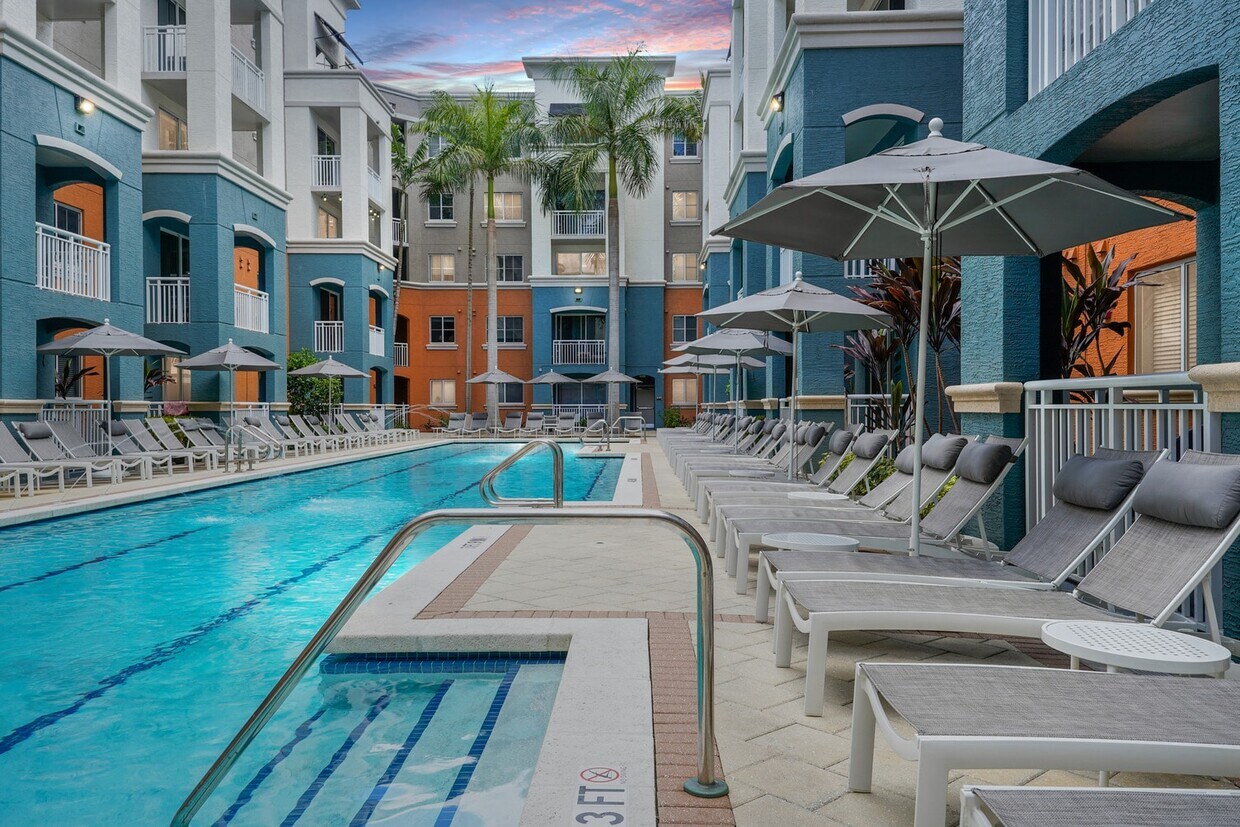 Foto del edificio - 6800 S Red Rd