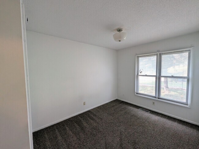 Foto del edificio - 2722 Park Ave