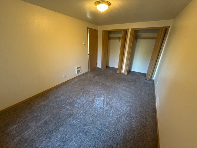 Foto del edificio - 438 NW 17th St