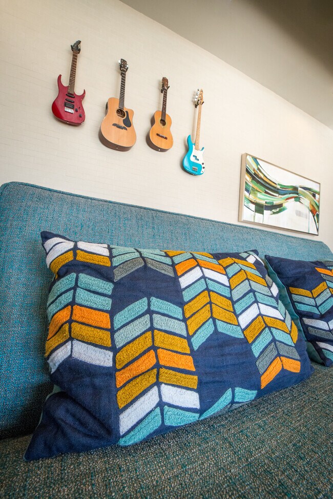 33 North Apartments Denton, TX