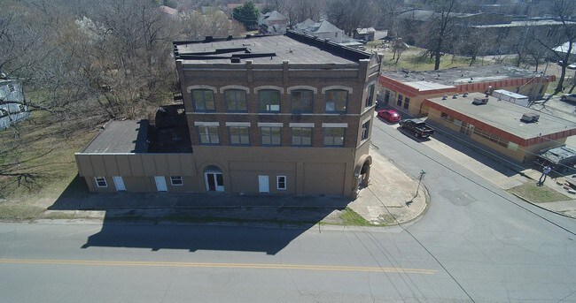 C Street Side 2 - 400 N C St