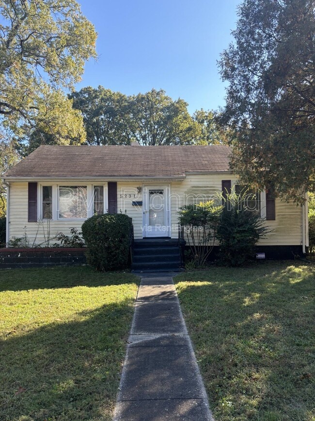 Building Photo - 5231 Rockland Rd