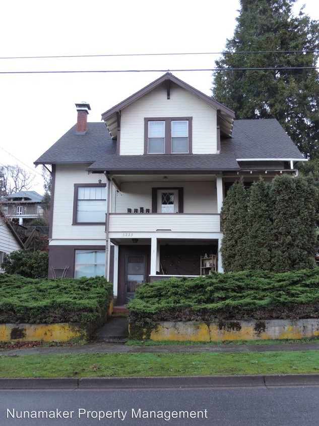 1223 Cascade Ave, Hood River, Or 97031 - Room For Rent In Hood River 