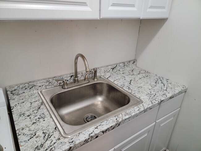 Building Photo - 3201 Church St