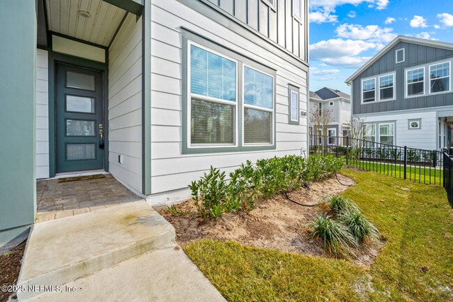 Building Photo - 11301 Barrier Beach Pl