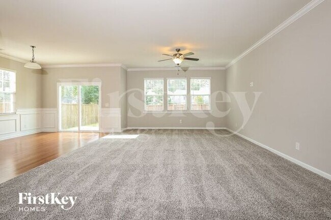 Foto del edificio - 9791 Black Willow Ln