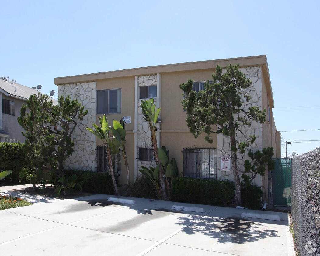 Primary Photo - 4270 34th St