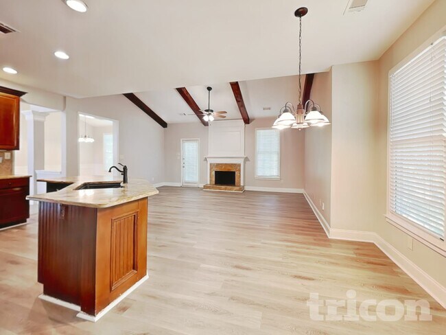 Foto del edificio - 1017 Chatsworth Ln