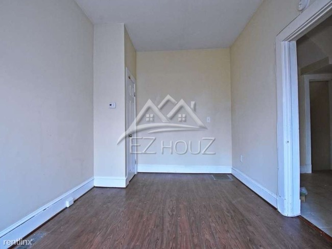 Building Photo - 4130 Norfolk Ave