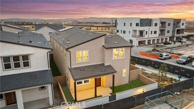 Building Photo - 580 Mulligan