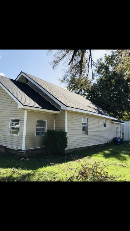 Primary Photo - 513 SW Caddo St
