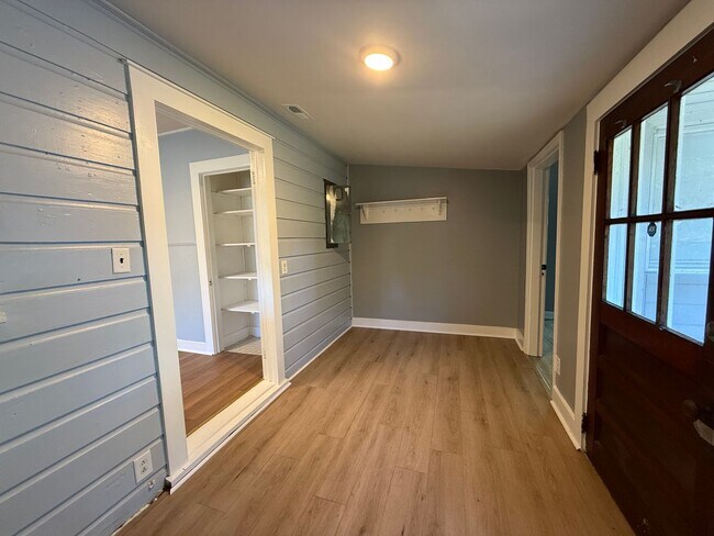 Foto del edificio - Charming Remodeled 3/2 in Rome, GA