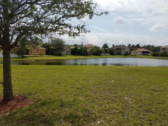 Building Photo - 8624 Palisades Lakes Dr