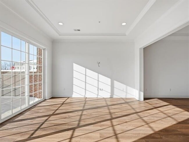 Building Photo - 302 Highbridge Ln