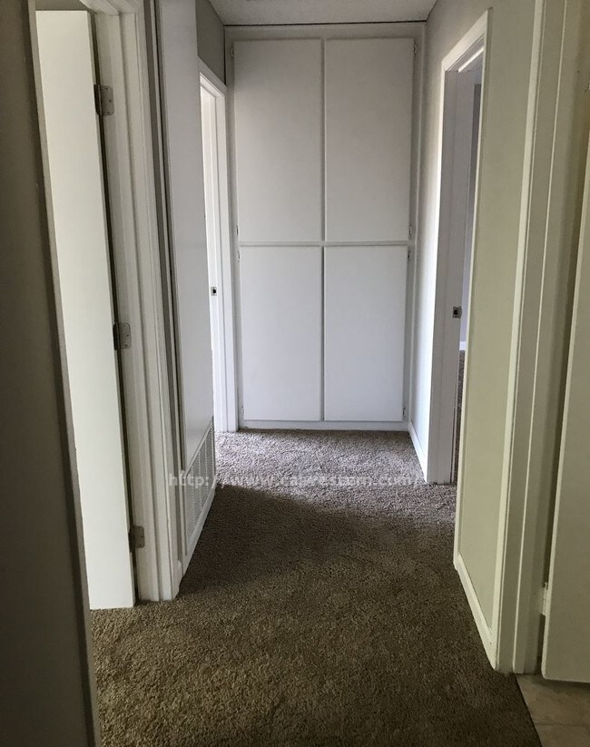 Foto del edificio - 1394 McQuesten Dr