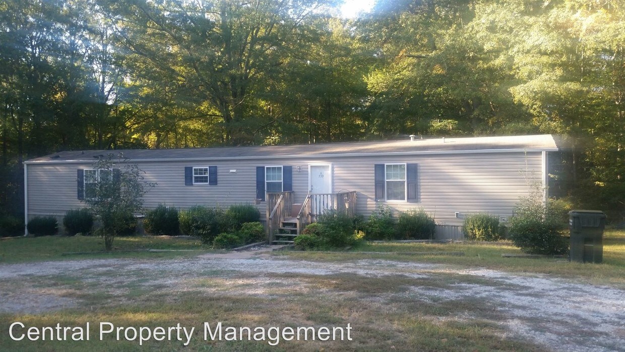 Foto principal - 3 br, 2 bath House - 739 Cherokee Road