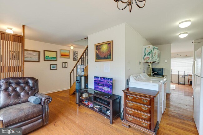 Foto del edificio - 1218 Magnolia Ln