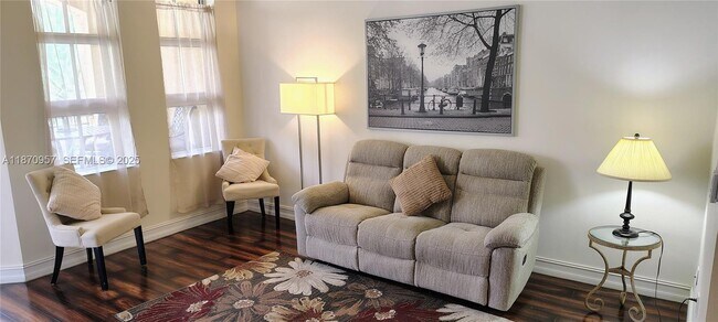 Foto del edificio - 3001 NE 185th St