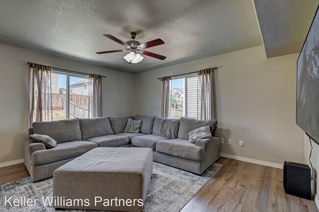 Foto del edificio - 3 br, 3 bath House - 7754 Landover Ln