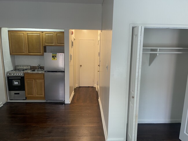 Building Photo - 318 W 138th St