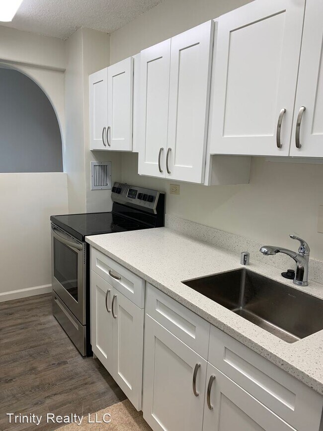 Foto del edificio - 2 br, 2 bath House - 410 Magellan Ave 1002