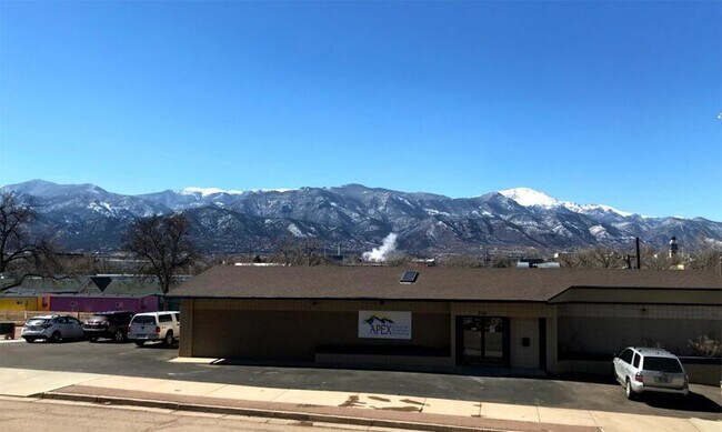 Building Photo - 327 S El Paso St