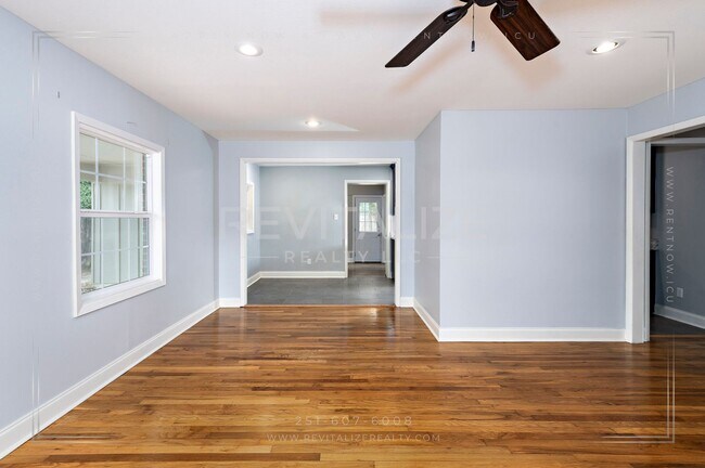 Foto del edificio - Desirable 3 Bed 1 Bath Ranch Style Home in Parkview Estates