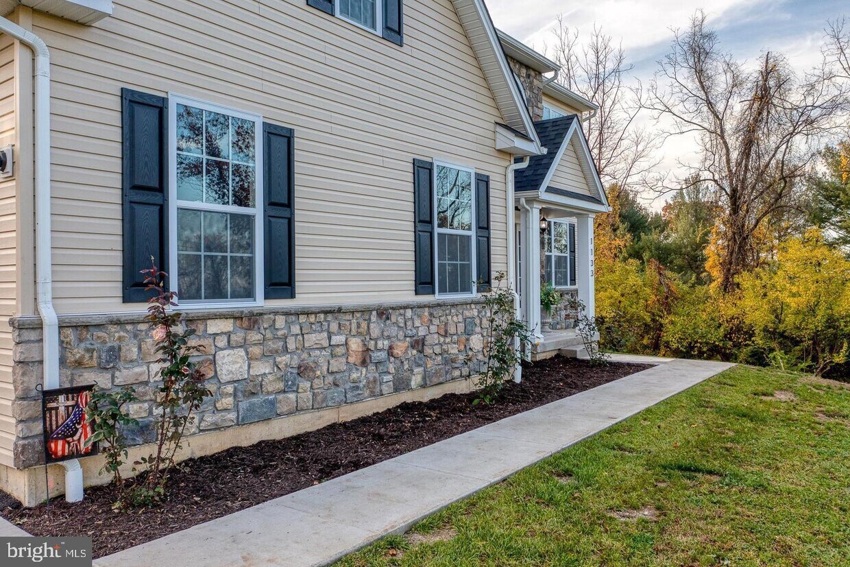 1133 Old Fritztown Rd, Reading, PA 19608 House Rental in Reading, PA