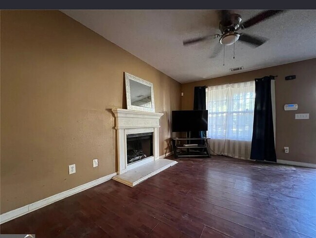 Foto del edificio - 3955 Cypress Pointe Dr