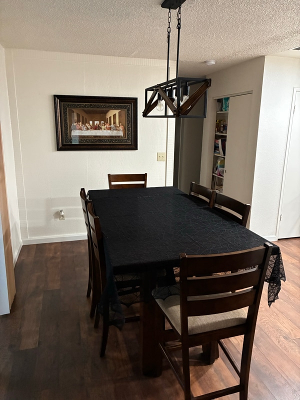 Foto del edificio - 6778 Herndon Pl