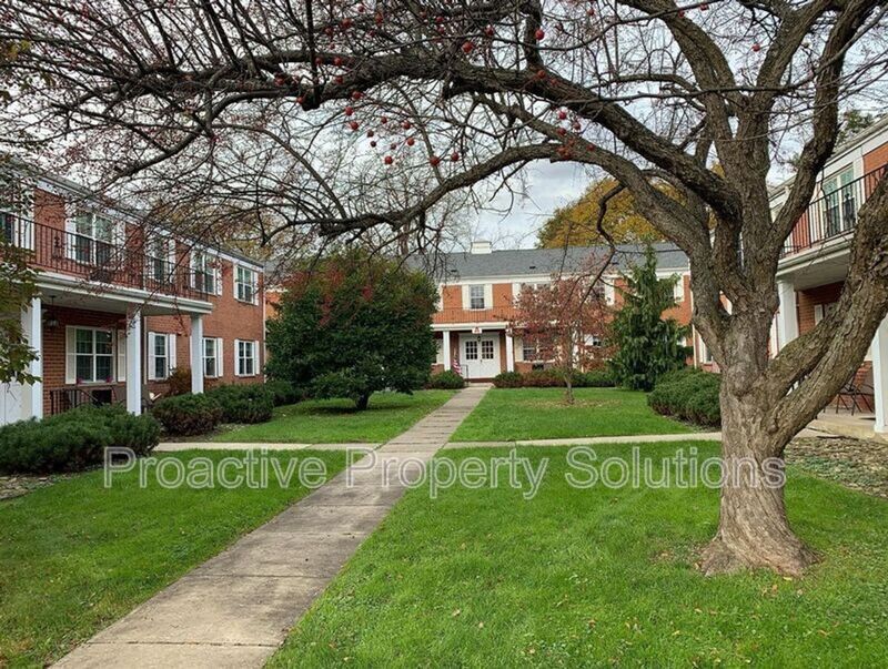 Primary Photo - 173 E Tioga St