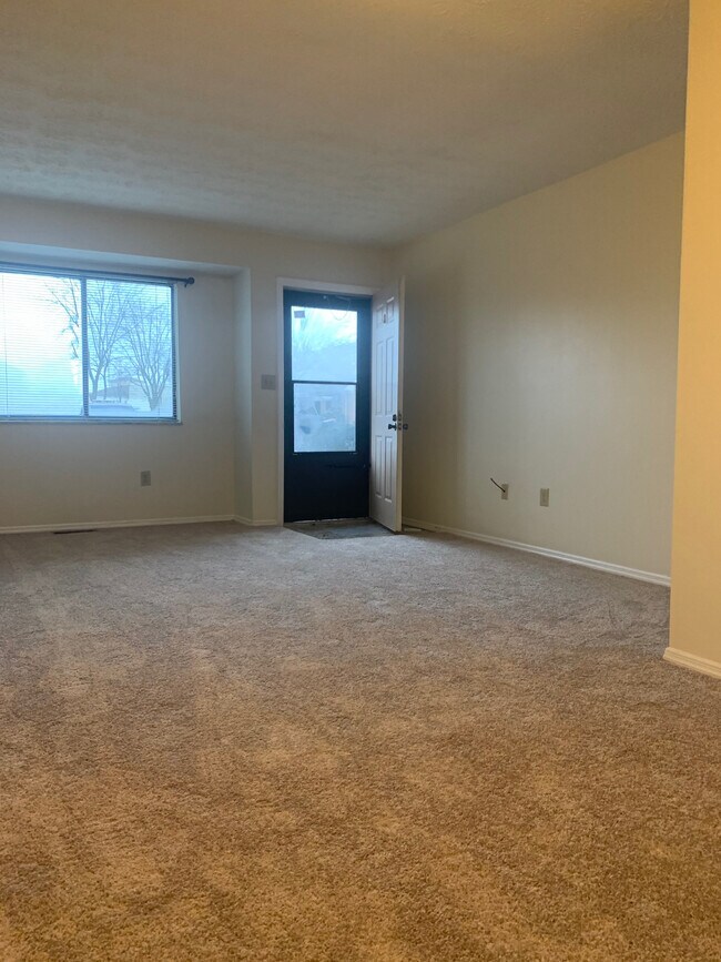 3503 Spanish Villa Dr, Dayton, OH 45414 Townhome Rentals in Dayton OH