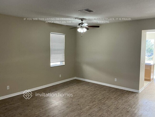 Foto del edificio - 11133 Golden Silence Dr