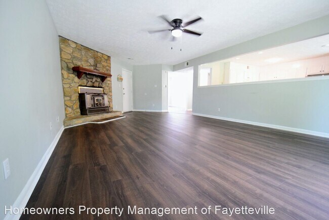 Foto del edificio - 3 br, 2 bath House - 6804 Brush Creek Rd