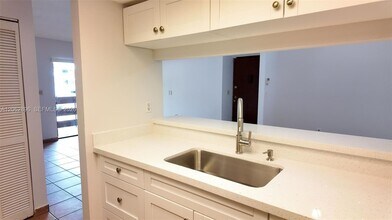 Building Photo - 8999 SW 123rd Ct