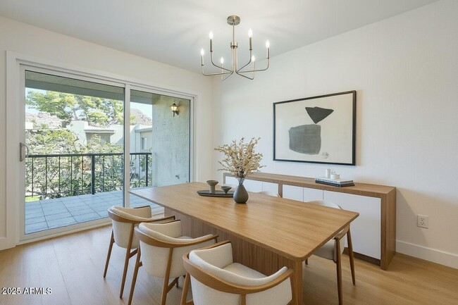 Foto del edificio - 4201 E Camelback Rd