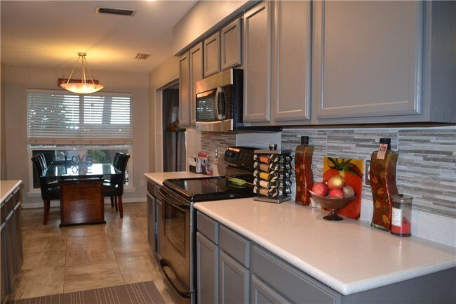 Building Photo - 2234 Big Bend Dr