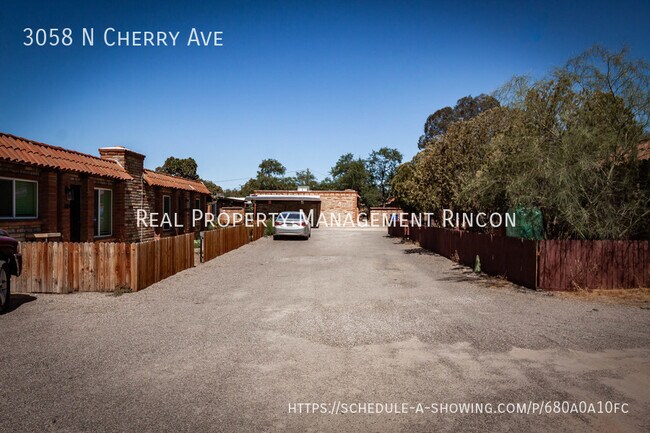 Foto del edificio - 3058 N Cherry Ave