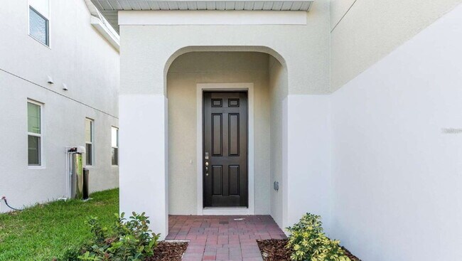 Photo - Modern 4-Bedroom Home with Spacious Layout in Clermont