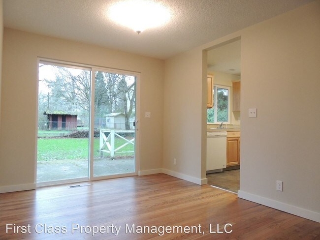 Building Photo - 3 br, 1.5 bath House - 17640 SW Shaw St.