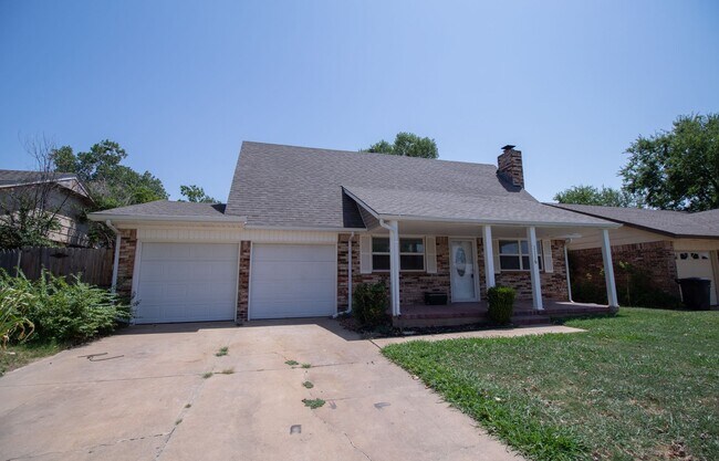 Foto del edificio - 4 Bd/2 Ba - Moore, OK