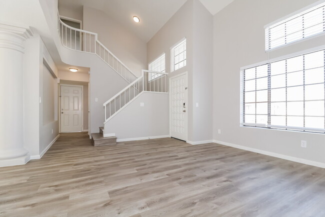 Foto del edificio - 3305 E Wescott Dr