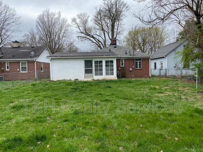 Building Photo - 5773 Hillside Ave