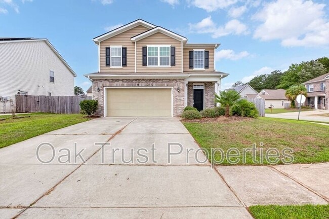 Building Photo - 7853 Lumberton Rd