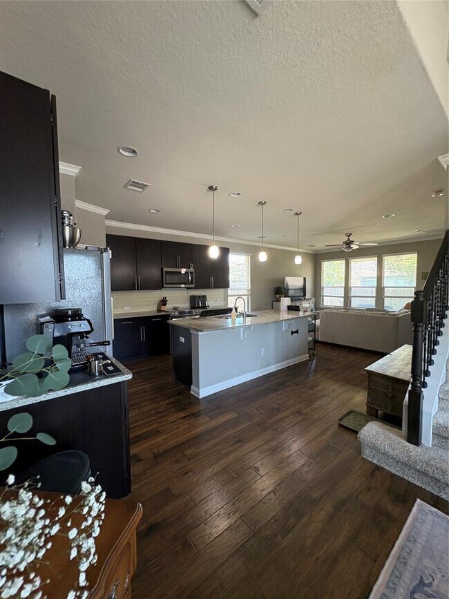 Foto del edificio - 3800 Kennedy Grace Ln